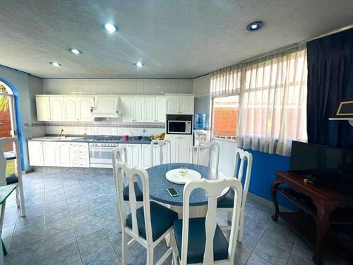 Imagen 5 de 23 de Casa En Venta, Metepec, 4 Recámaras