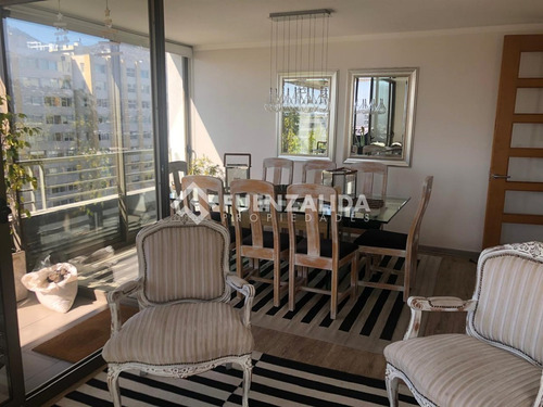 Departamento En Venta De 4 Dorm. En Lo Barnechea