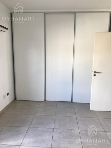 Departamento Dos Ambientes - Escobar, Bernardo De Irigoyen 244