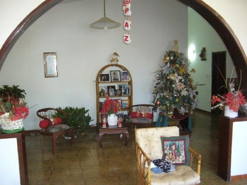 Imagen 2 de 14 de Bella Y Cómoda Casa En Costa Azul. Flexmls 21-18811