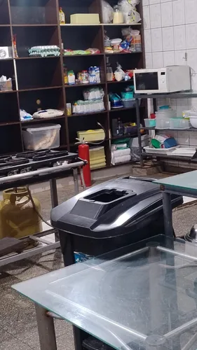 Passo Ou Vendo Ponto De Loja Comercial Em Funcionamento ( Aceito Proposta )