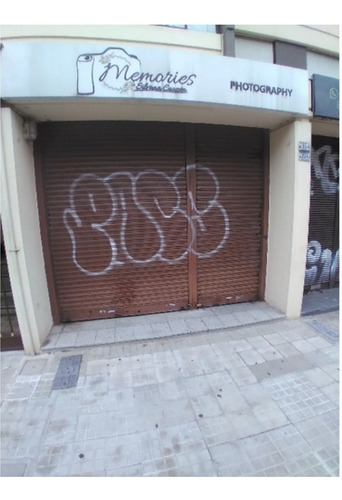 Imagen 2 de 5 de Local Comercial De 28mts2 Barrio Goes