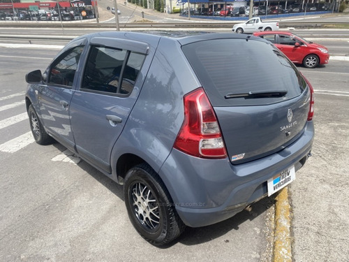 Imagem 3 de 7 de Renault Sandero 2012 1.0 16v Expression Hi-flex 5p