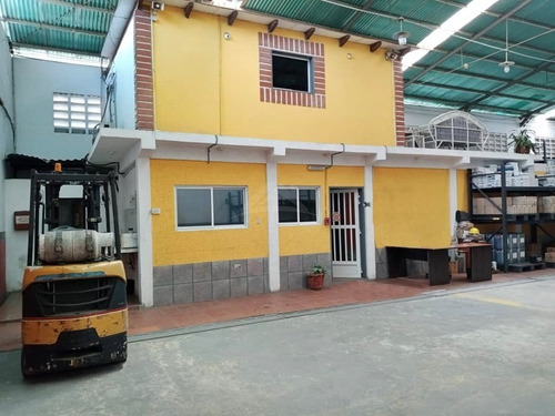 Imagen 2 de 17 de Vendo Galpón En La Vía Alterna A 100 Mts De La Entrada De Barrio Sucre