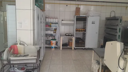 Prédio Comercial Com Padaria E 2 Casa A Venda