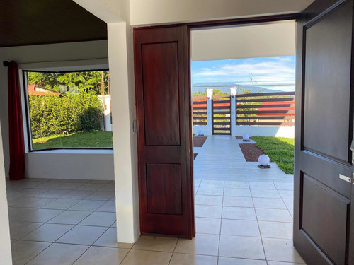 Imagen 16 de 23 de Casa Naranjo For Sale