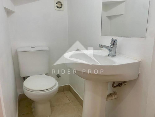 Condominio Camino Del Canelo - Alto Macul / Como Nueva