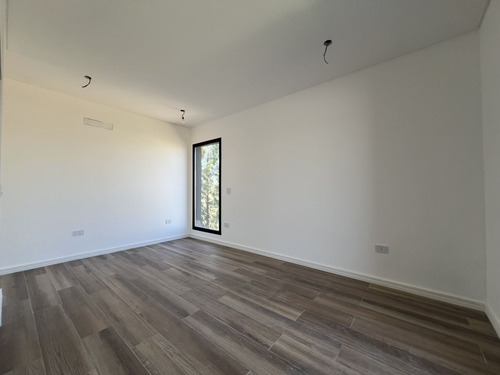Casa A Estrenar En Venta En El Rebenque, Canning