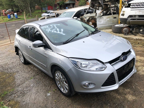 Sucata Focus 2.0 2015 Automatico 74.481km - Rs Auto Peças