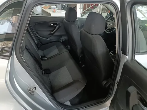 Volkswagen Polo 5p L4/1.6 Man