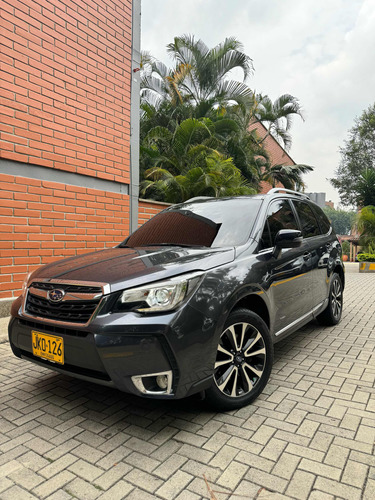 Subaru Forester 2.0 Xt