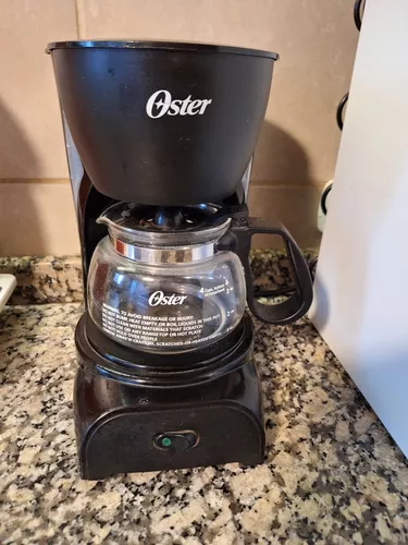 Cafetera Oster 4 Tazas Negra Dr5B