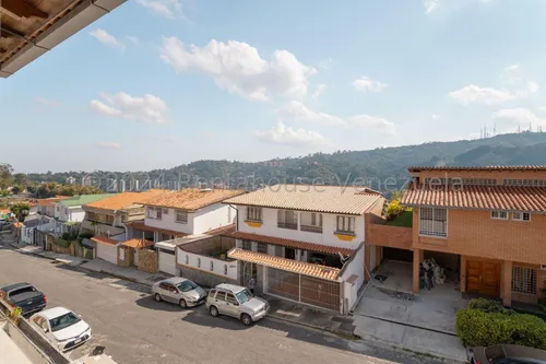 Casa En Venta En Los Naranjos