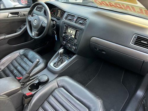 Volkswagen Jetta 2.0 Tsi Highline 211cv