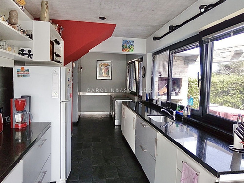 Excelente Casa Minimalista En Venta En Rincón Del Indio- Ref: 3164