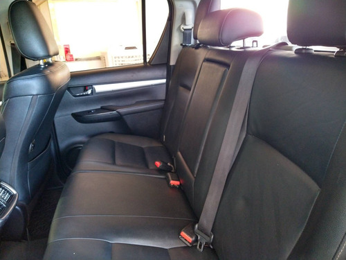 Imagem 11 de 13 de Toyota Hilux 2.8 Srx 4x4 Cd 16v Diesel 4p Automático