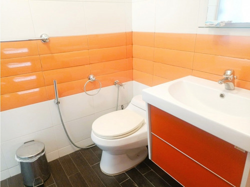 Alquilo Apartamento 300m2 Colinas De Tamanaco 9157