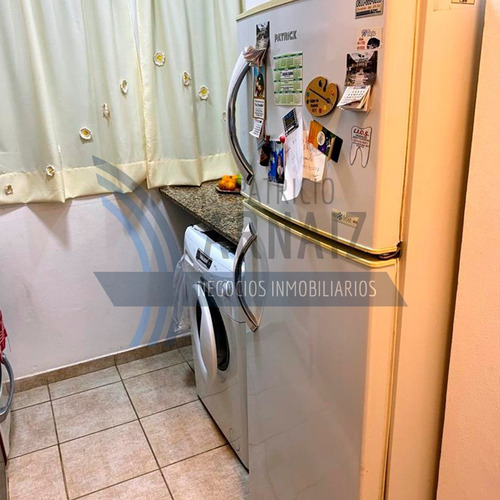 Se Vende Excelente Departamento De Dos Habitaciones En Planta Baja. También Se Acepta Permuta Por Casa Céntrica!!