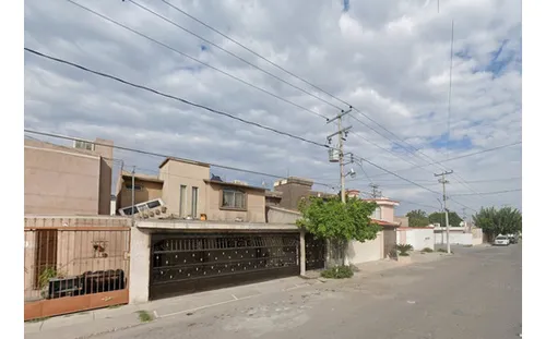 Casa En Remate Blvd.san Isidro Leal Loas Alamos, Gomez Palacios. Sh05