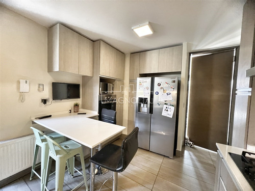 Oportunidad De Inversion En Excelente Condominio A 10.500 Uf