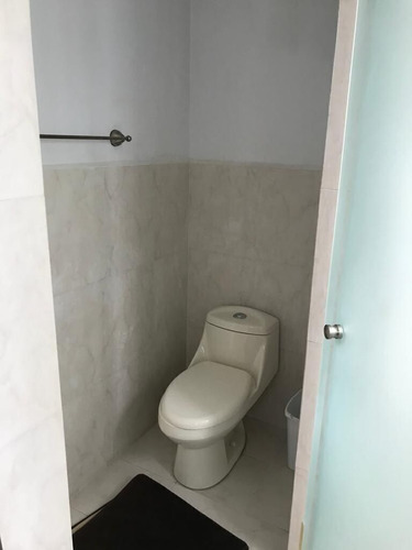 Casa En Venta En Canterías En Monterrey