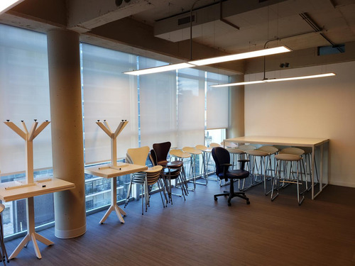 Excelente Oficina En Torre 550m2 , Instalada P/entrar, Piso Técnico, Cocheras, Seguridad 24hs