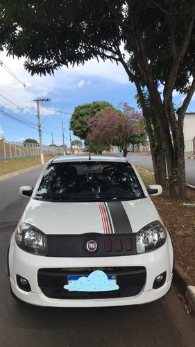 Fiat Uno 2013 1.4 Sporting Flex 5p