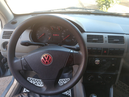 Imagem 6 de 12 de Volkswagen Gol 2001 1.0 16v Plus 5p