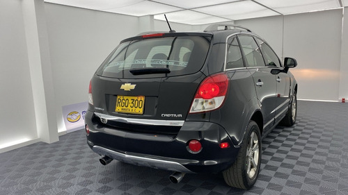 Imagen 11 de 25 de Chevrolet Captiva Sport