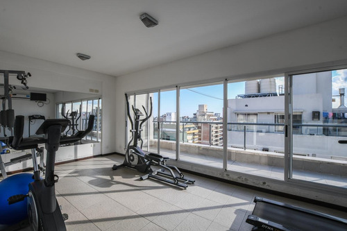 Imagen 12 de 18 de Departamento De 1 Dormitorio En Venta Con Gimnasio Y Sauna Centro