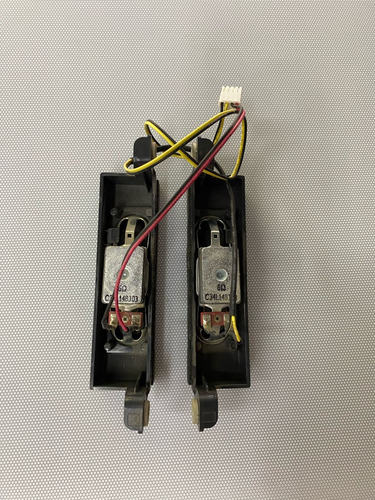 Juego De Parlantes Tv Samsung Un32h4303 (Usado)