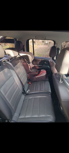 Imagen 8 de 17 de Volkswagen Amarok 2018 2.0 Cd Tdi 180cv 4x2 Highline Pack At