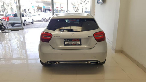 Mercedes-Benz Clase A 1.6 A 200 At Urban B.efficiency 156cv