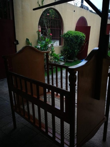 Imagen 2 de 5 de Cuna De Madera