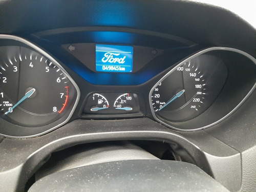 Imagen 9 de 11 de Ford Focus S 1.6 Nafta 5 Puertas Aa475 Lum