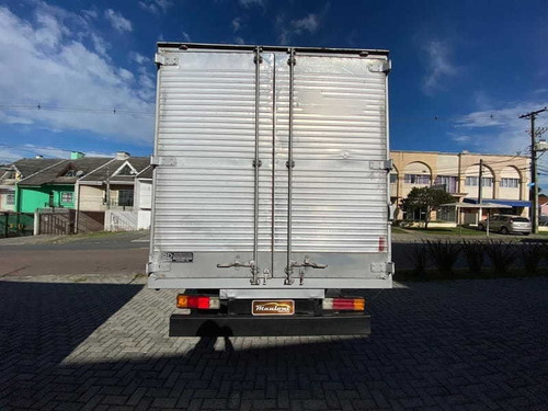 Mercedes-benz 710 4x2 2p