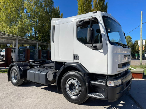 Renault 320 Premium 2007 Tractor Con 700.000km Rentaltrucks