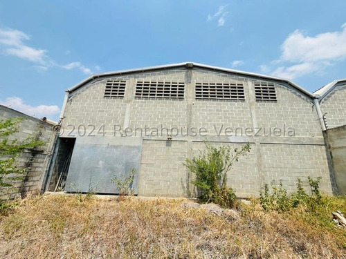 Venta De Galpón Industrial En La Zona Industrial Ii. Kg