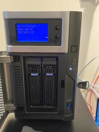 Nas Disco Duro En Red Lenovo/iomega Px2-300d 2 Tb Gigabit (Usado)
