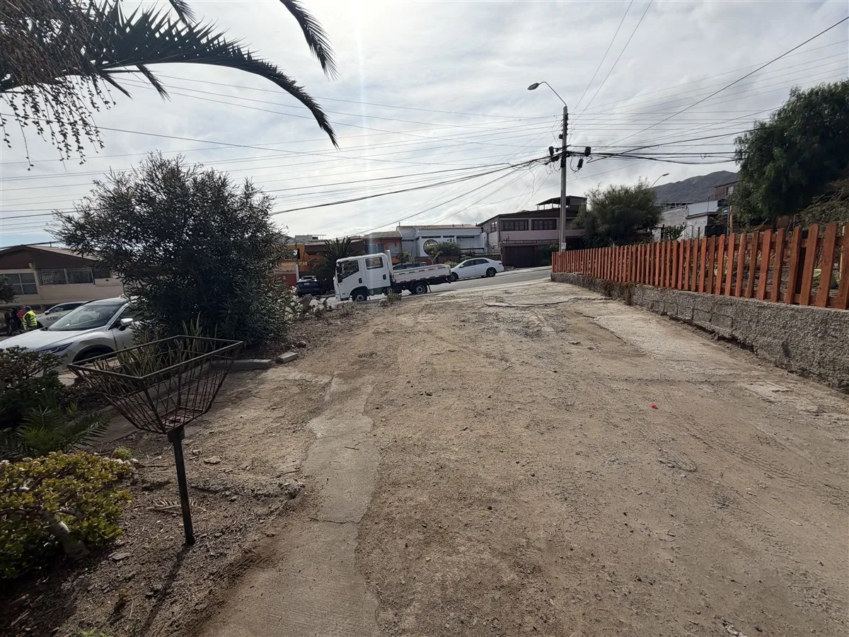 Imagen 2 de 19 de Casa En Venta De 4 Dorm. En Antofagasta