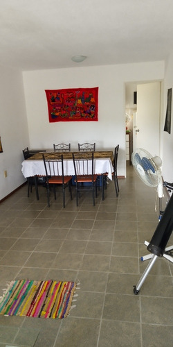 Apartamento Anv 2 Dormitorios. Traspaso. Nuno Propiedades