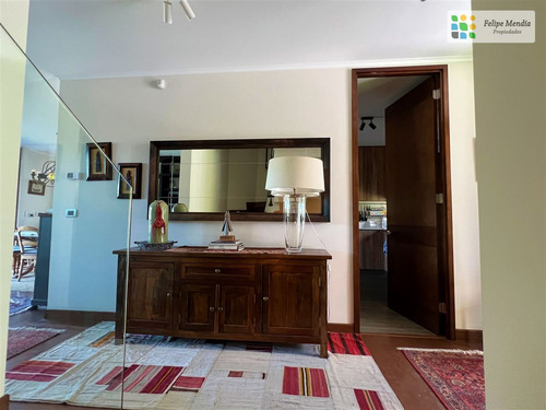 Triplex En Venta Con Jardín Y Piscina Excelente Conectividad