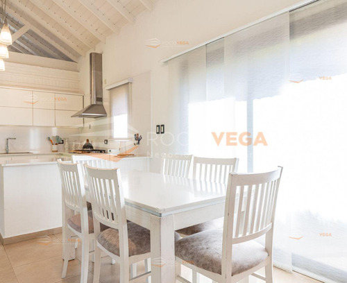 Casa En Venta En El Casco De Moreno