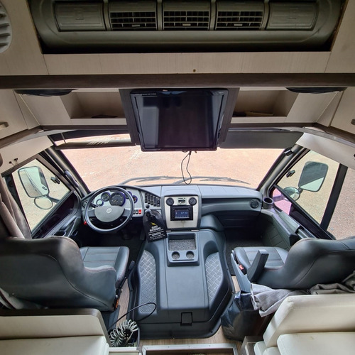 Imagem 12 de 15 de Motor Casa Volare W8 2006 Remontagem 2018 Motor Home