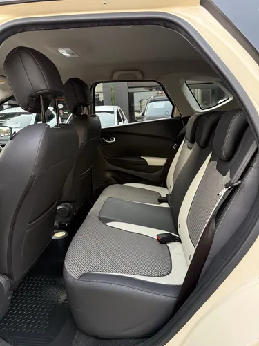 Renault Captur 2.0 Intens Automática