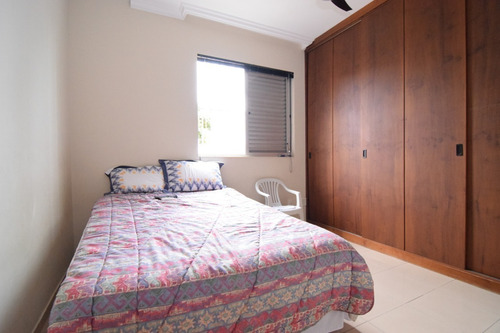 Imagem 6 de 15 de Apartamento Com Area Privativa - Jaragua - Ref: 3302 - V-3302