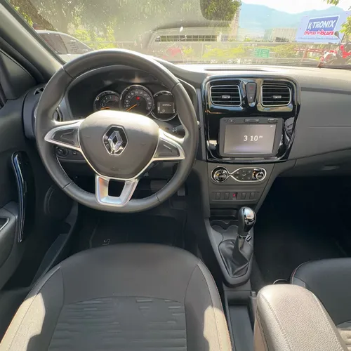 Renault Stepway 1.6 Intense Automática