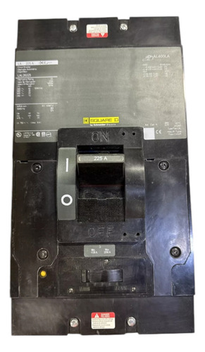 Interruptor Termomagnetico Square D Lal26225 2x225a Color Negro