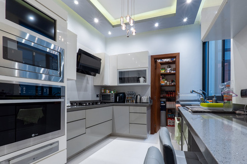 ¡exclusivo Departamento En 2 Pisos Con 3 Habitaciones En Lomas De Tecamachalco Con Acabados De Lujo Y 3 Estacionamientos!