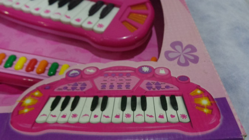 Imagen 3 de 9 de Guitarra Y Piano Electrónico Con Luz - Juguetes Regalo Niñas